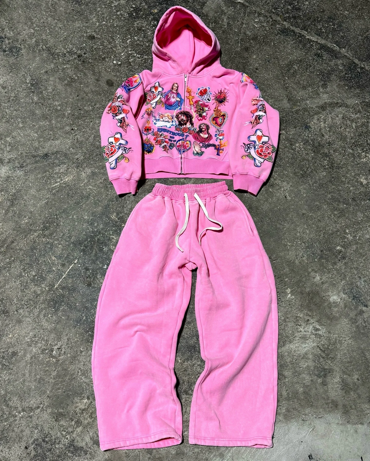 imgi_64_465654930_2113506669081498_3846626871446345395_n We Are Righteous Risen King Zip Up Pink